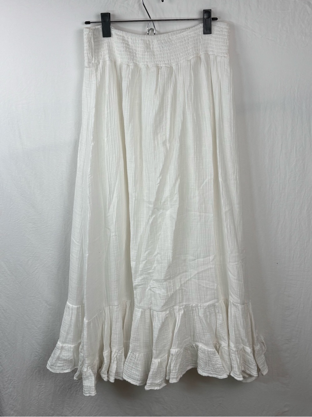 American Eagle Outfitters large White Maxi Skirt with Smocked Waist Ruffle Hem - Picture 5 of 12